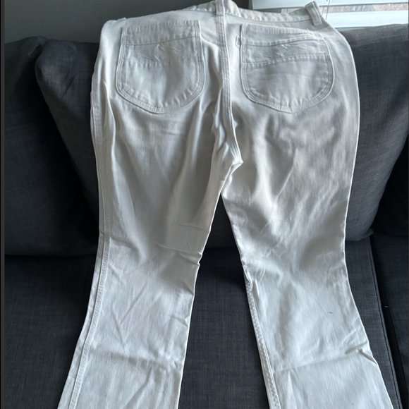 Vintage High Waist Wide Leg Levis • 28/30 - Picture 3 of 7